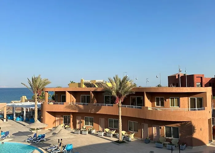 Szálloda Vai By Romance & Aqua Park Ajn-Szuhna