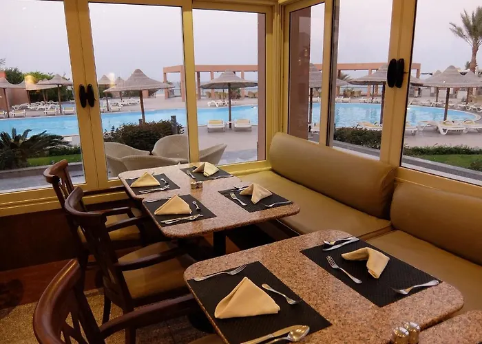 Vai By Romance & Aqua Park Szálloda 4*